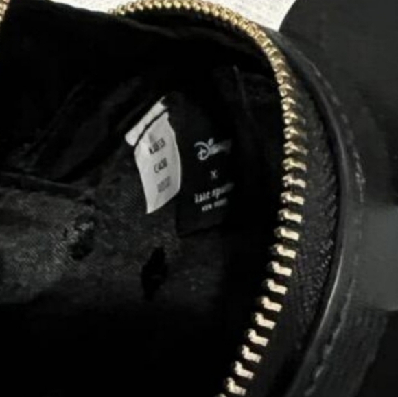 Kate Spade New York X Disney  Minnie Mouse Coin Purse Polka Dot Bow Bag - Picture 7 of 15